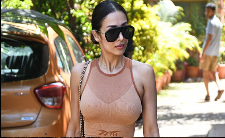 Malaika_20Arora.jpg