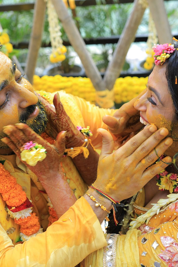 Ramya-Pandian-30.jpg 31