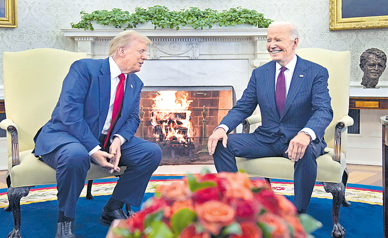 131120243933-BIDEN-TRUMP.jpg