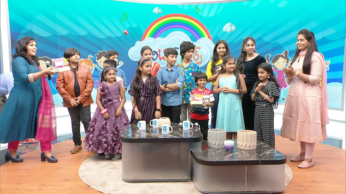 Children_26_23039_3Bs_20Day_20Special_20_20Sakshi_20Little_20Stars_20at_20Sakshi_20Tv_19_0.jpg 18