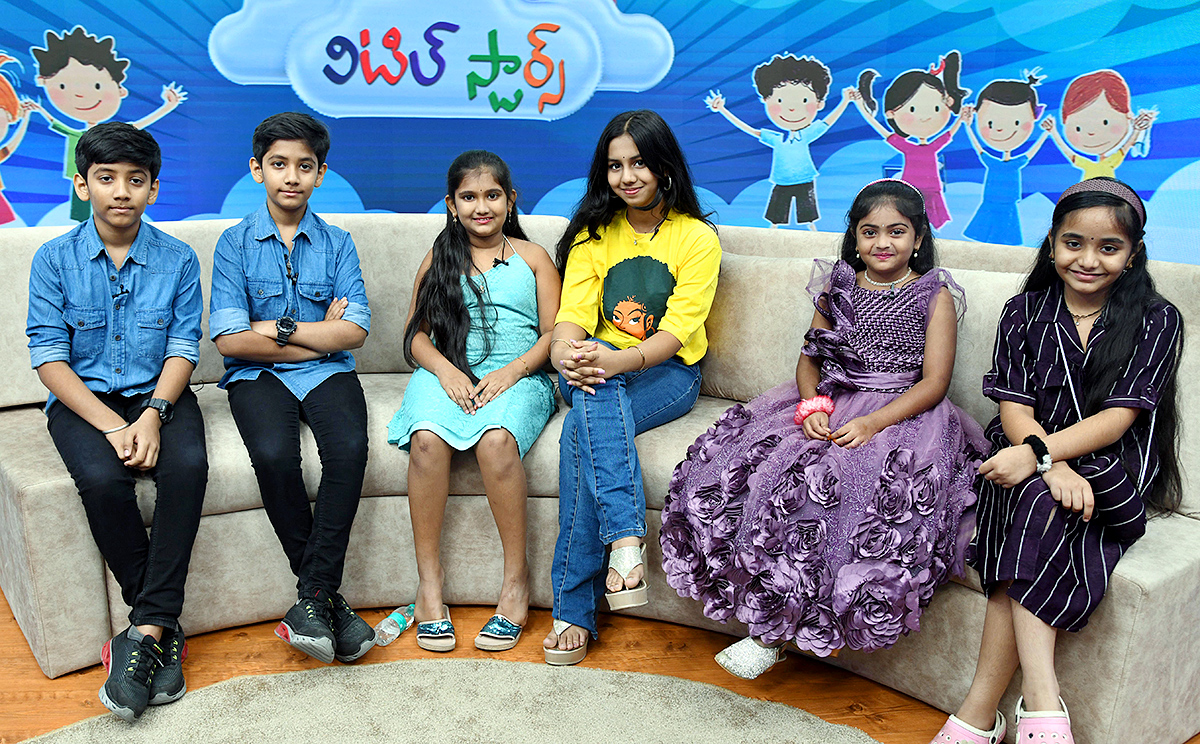 Children_26_23039_3Bs_20Day_20Special_20_20Sakshi_20Little_20Stars_20at_20Sakshi_20Tv_20_0.jpg 19