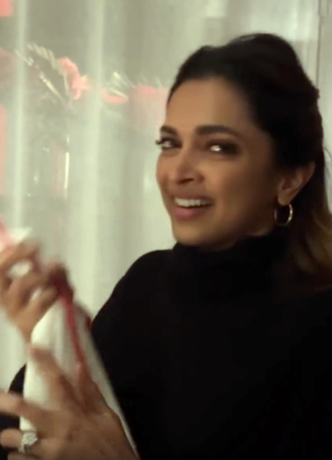 Deepika_20padukone16.jpg 17