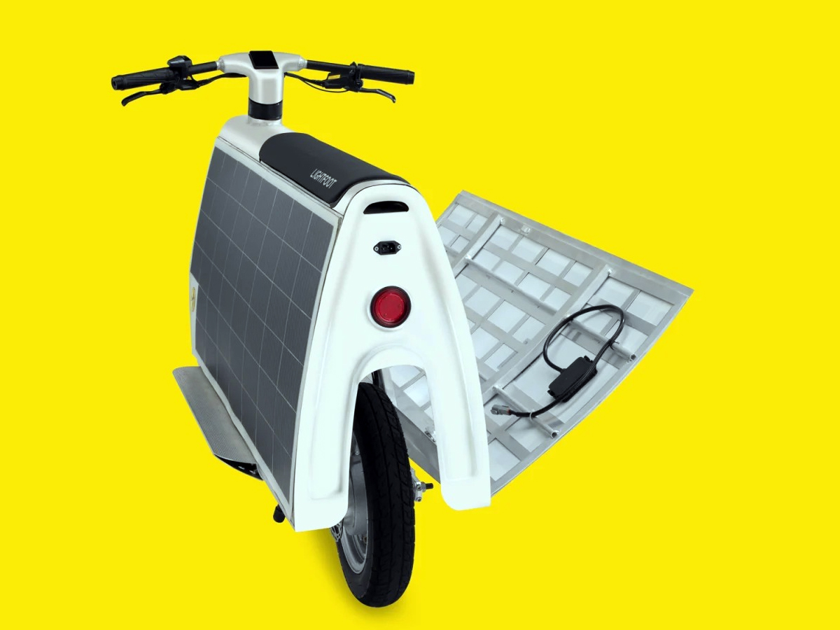 Lightfoot_20Solar_20Powered_20Scooter6.jpg 7