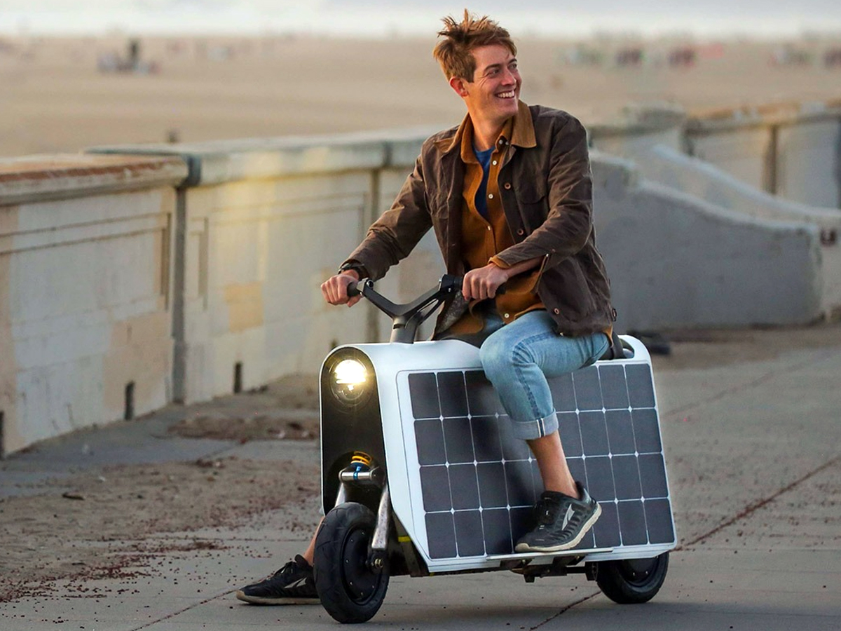 Lightfoot_20Solar_20Powered_20Scooter8.jpg 9