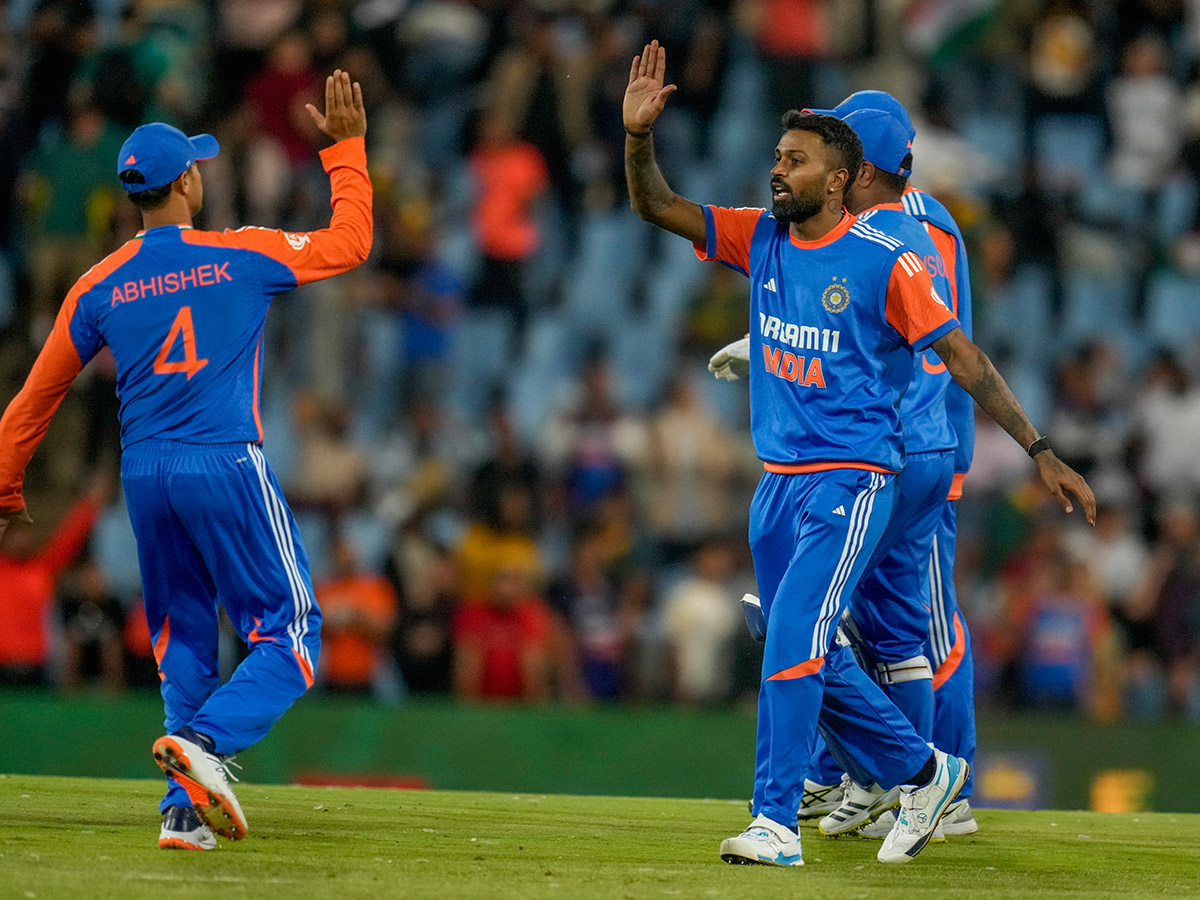 Third_20T20_20International_20cricket_20match_20between_20South_20Africa_20and_20India__20_2819_29.jpg 19