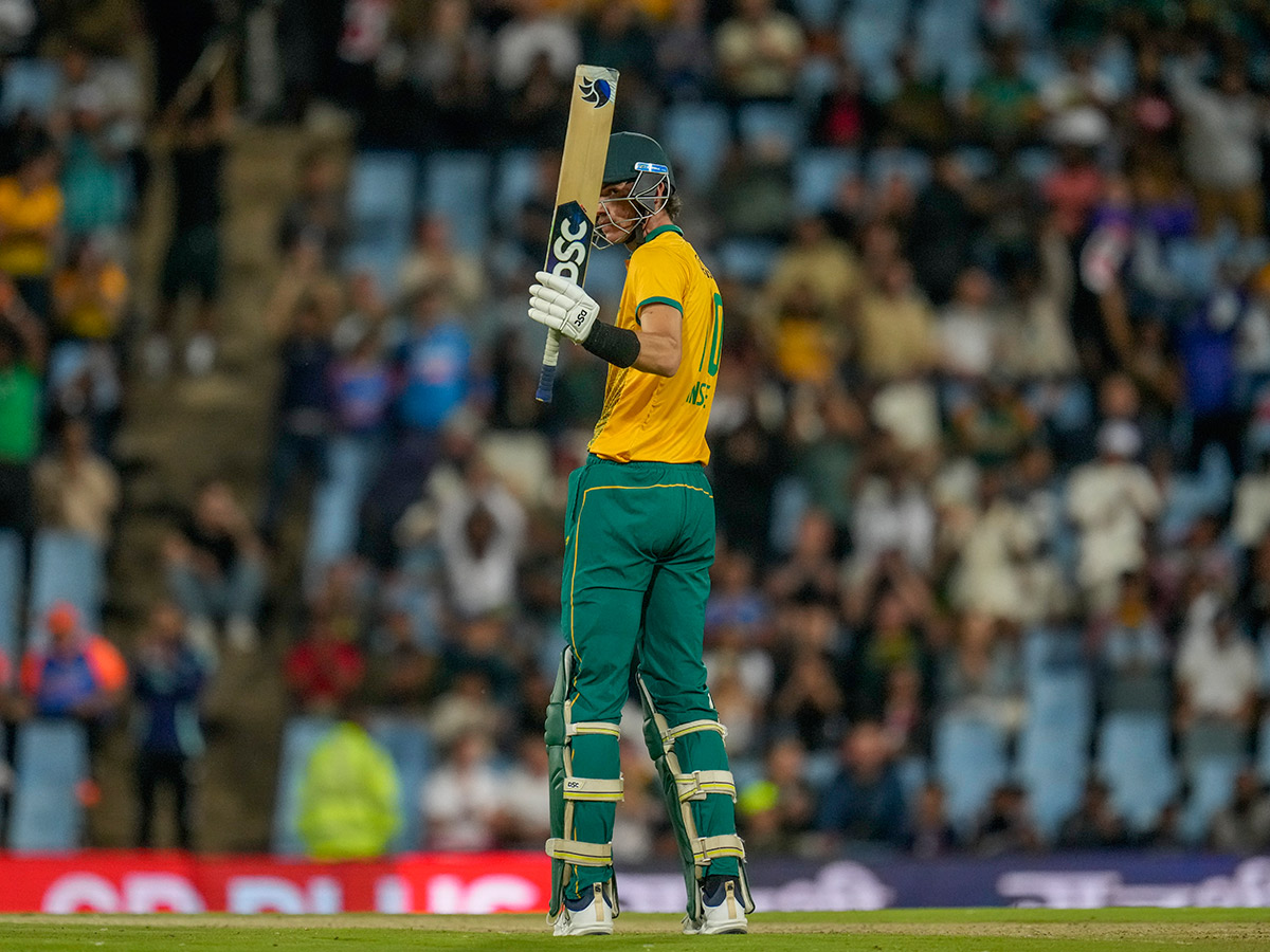 Third_20T20_20International_20cricket_20match_20between_20South_20Africa_20and_20India__20_2821_29.jpg 21