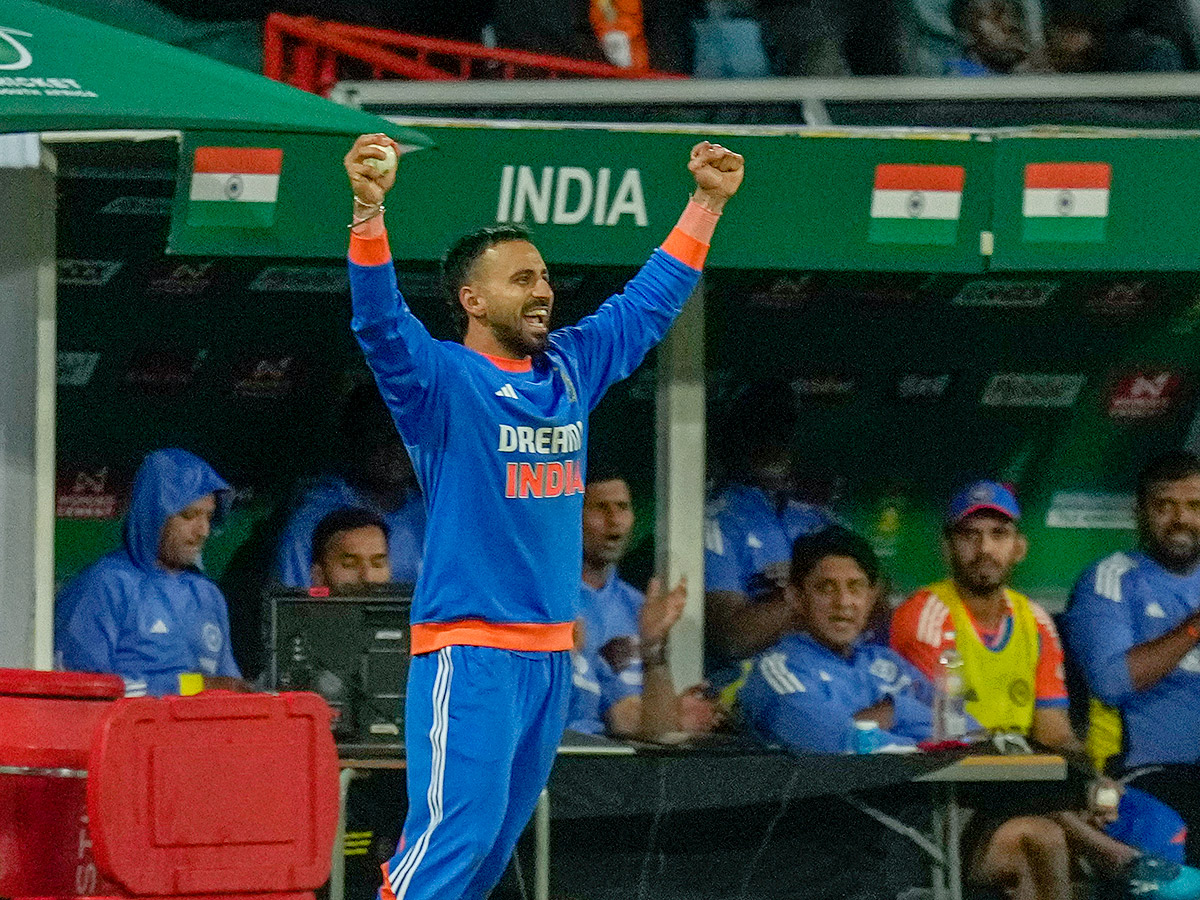 Third_20T20_20International_20cricket_20match_20between_20South_20Africa_20and_20India__20_2835_29.jpg 35