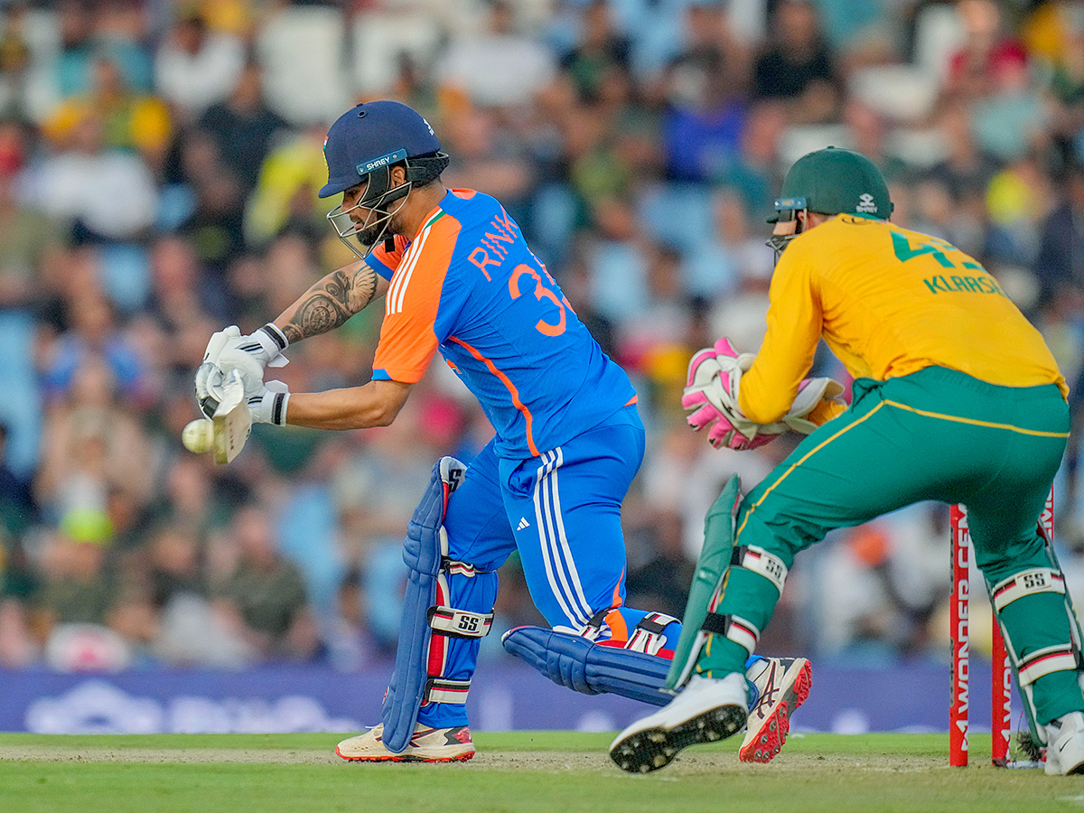 Third_20T20_20International_20cricket_20match_20between_20South_20Africa_20and_20India__20_284_29.jpg 4