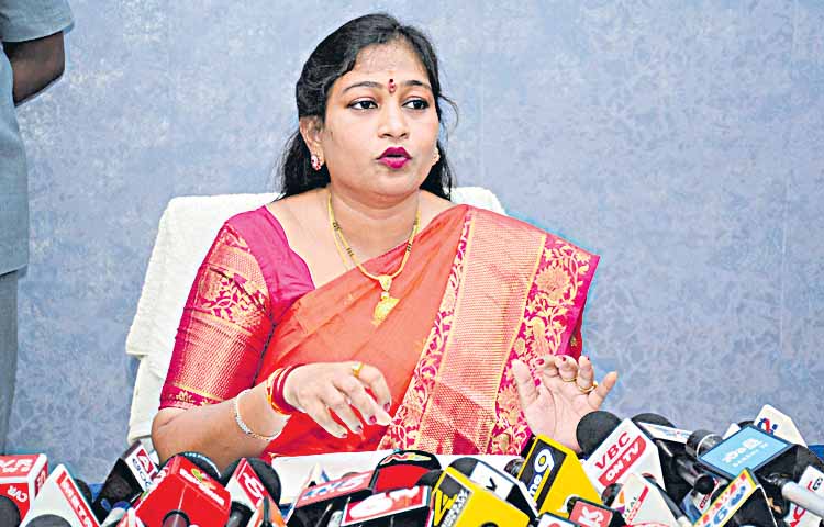 anitha.jpg
