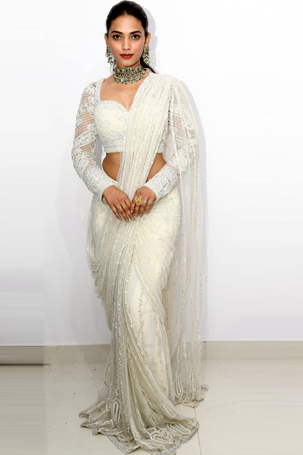 Mine-And-Yours-Wedding-Show-5.jpg 6