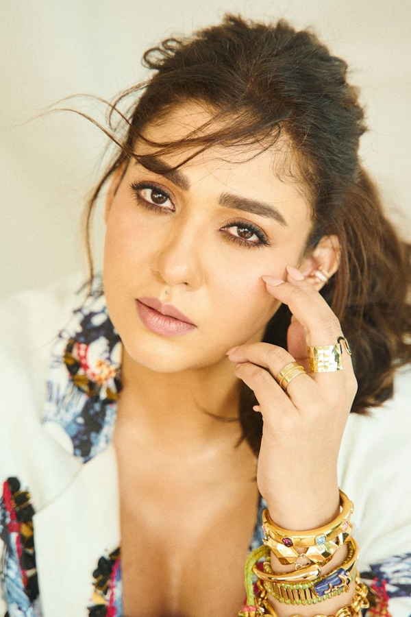 Nayanthara-2.jpg 3