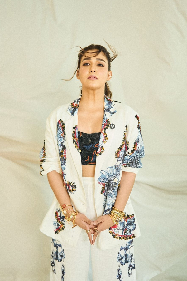 Nayanthara-5.jpg 6