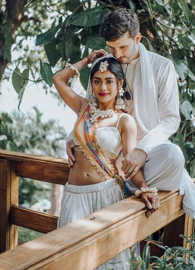 Sreejitha14.jpg 15
