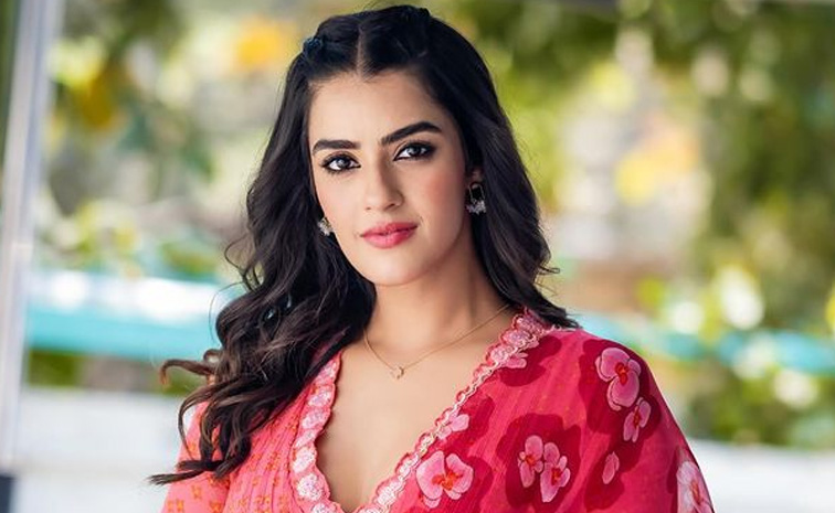 kavya-thapar-casting-couch.jpg