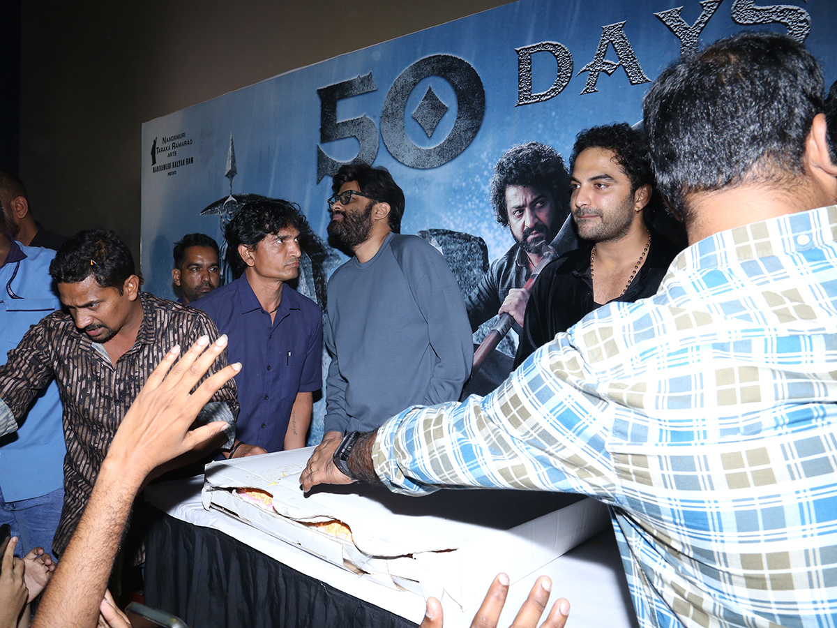 Devara_20Movie_2050_20Days_20Celebrations_20At_20Sudarshan_20Theater_20In_20Hyderabad__20_283_29.jpg 3