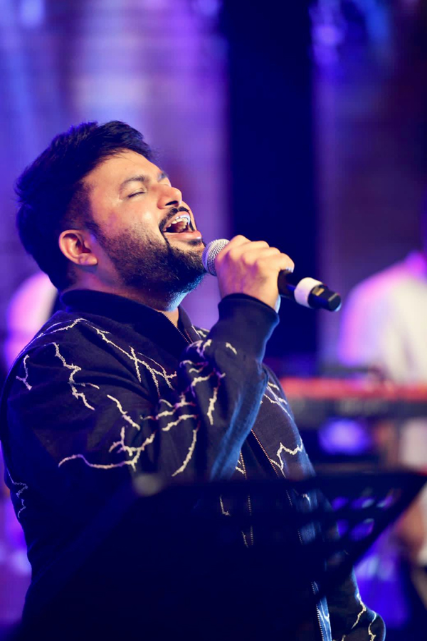 SS-Thaman-13_0.jpg 14