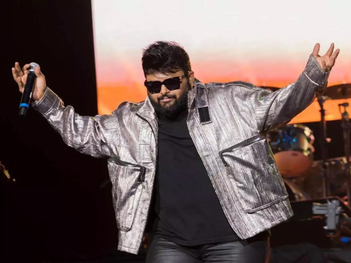 SS-Thaman-14_0.jpg 15