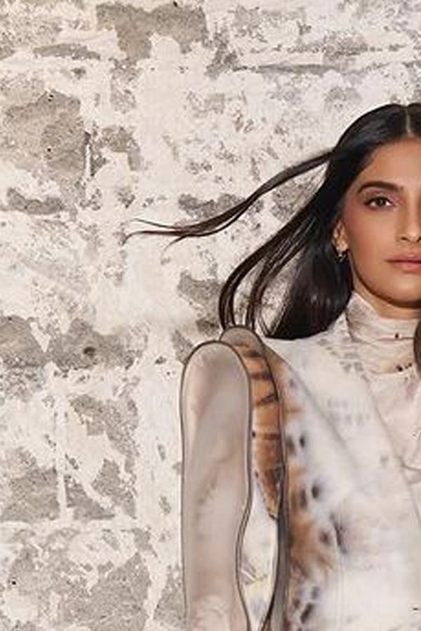 Sonam-Kapoor-11.jpg 12