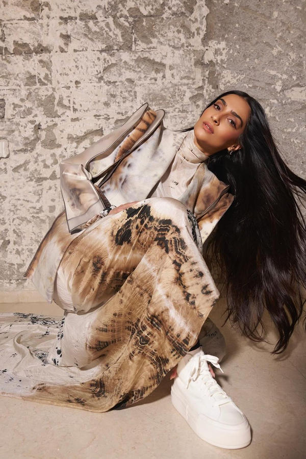 Sonam-Kapoor-5.jpg 6