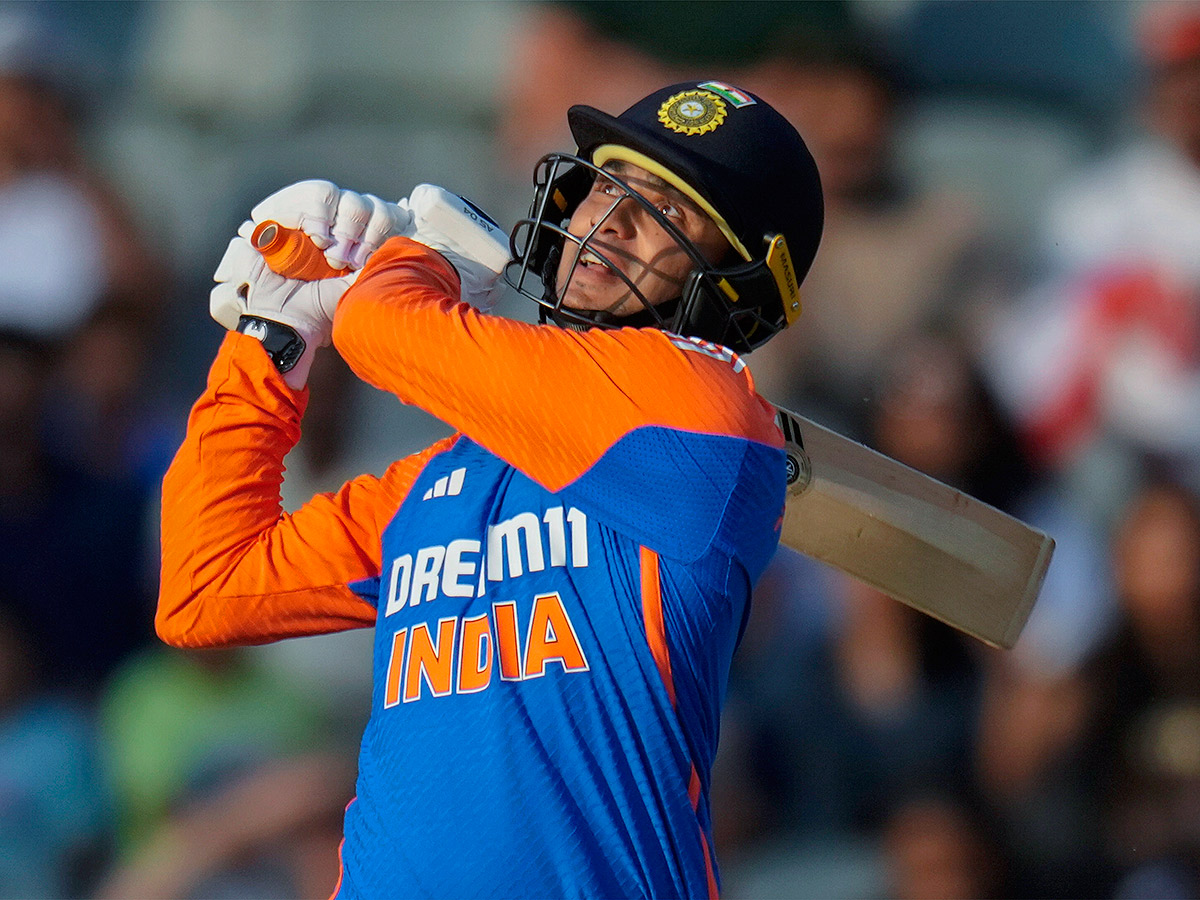 _20winners_20trophy_20after_20their_20win_20against_20South_20Africa_20in_20the_20fourth_20T20_20cricket_20__20_2843_29.jpg 43