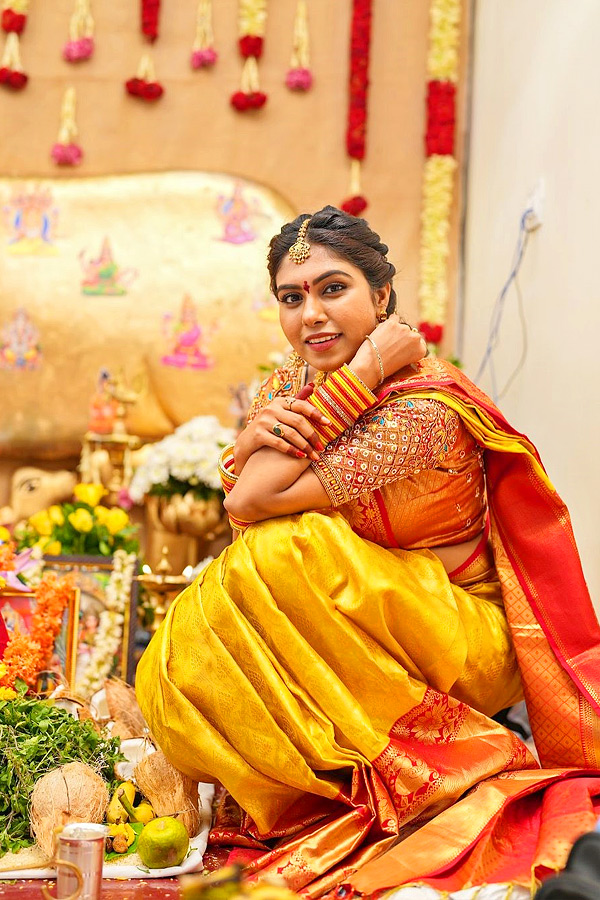 Jabardasth_20Satya_20Sri_20NEW_20HOUSE_20WARMING_20Function_20photos_20Goes_20Viral_20on_20Social_20Media_20_2815_29.jpg 16