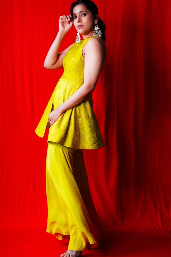 Rashmi-Gautam-11.jpg 12