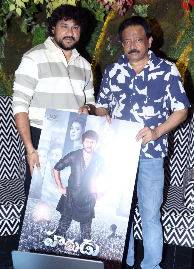Harudu_20movie_20launch_20by_20RGV10.jpg 11