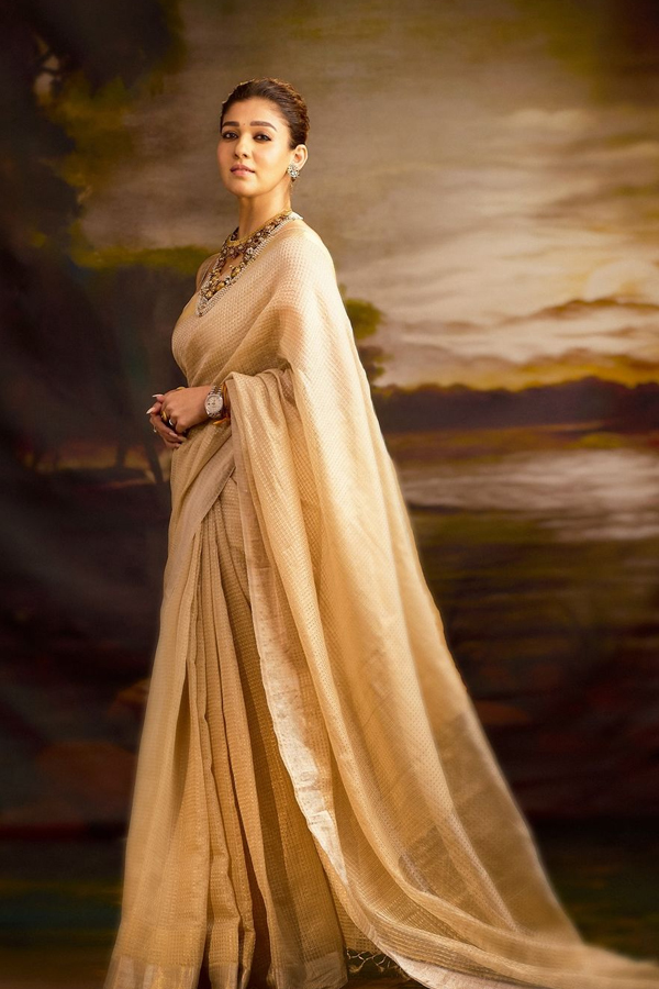 Nayanthara-3.jpg 4