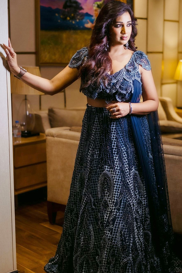 Shreya-Ghoshal-1.jpg 2