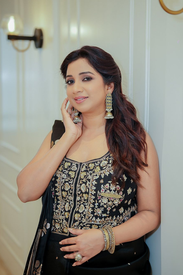 Shreya-Ghoshal-12.jpg 13
