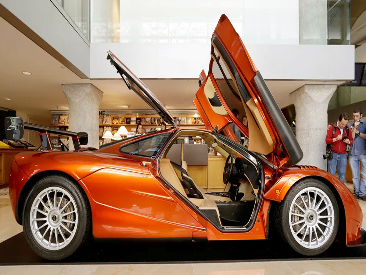 Supercars_20in_20The_20World1.jpg 2