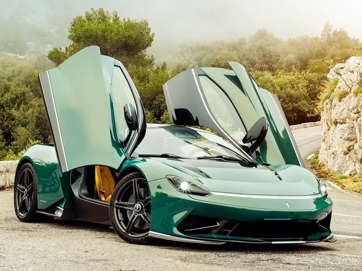 Supercars_20in_20The_20World11.jpg 12