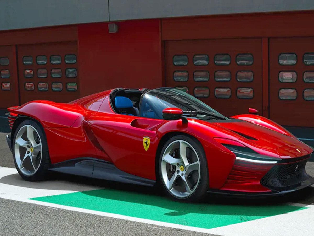 Supercars_20in_20The_20World13.jpg 14