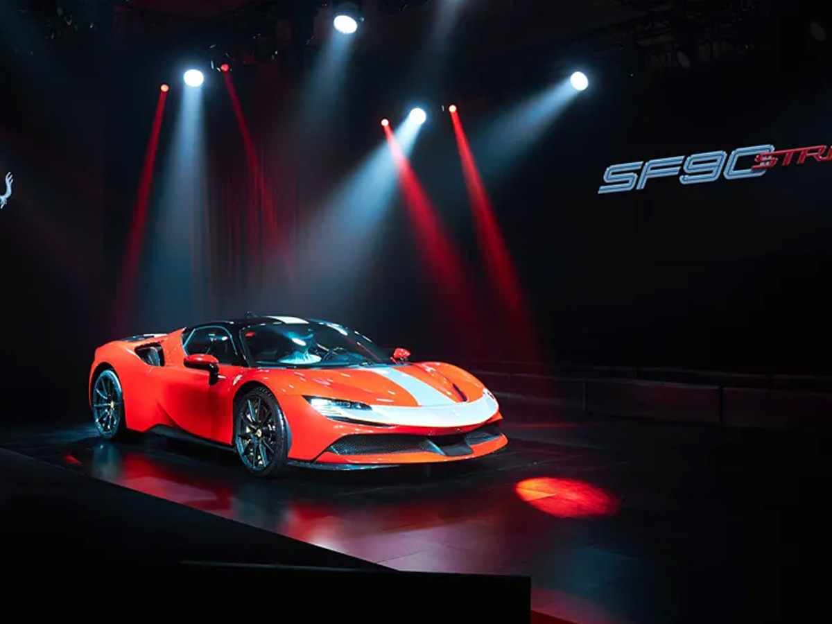 Supercars_20in_20The_20World5.jpg 6