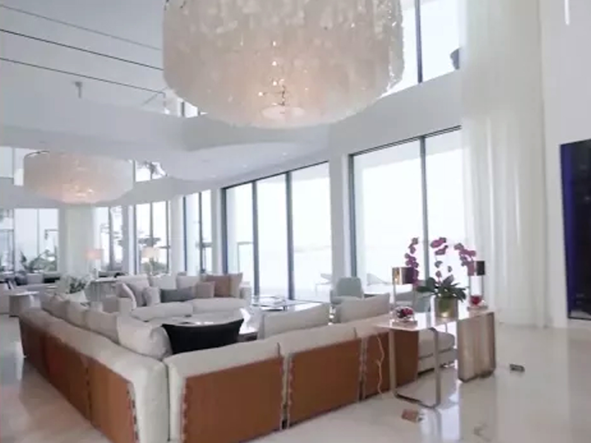 Ananth_20ambani_20new_20villa_20in_20dubai9_0.jpg 10