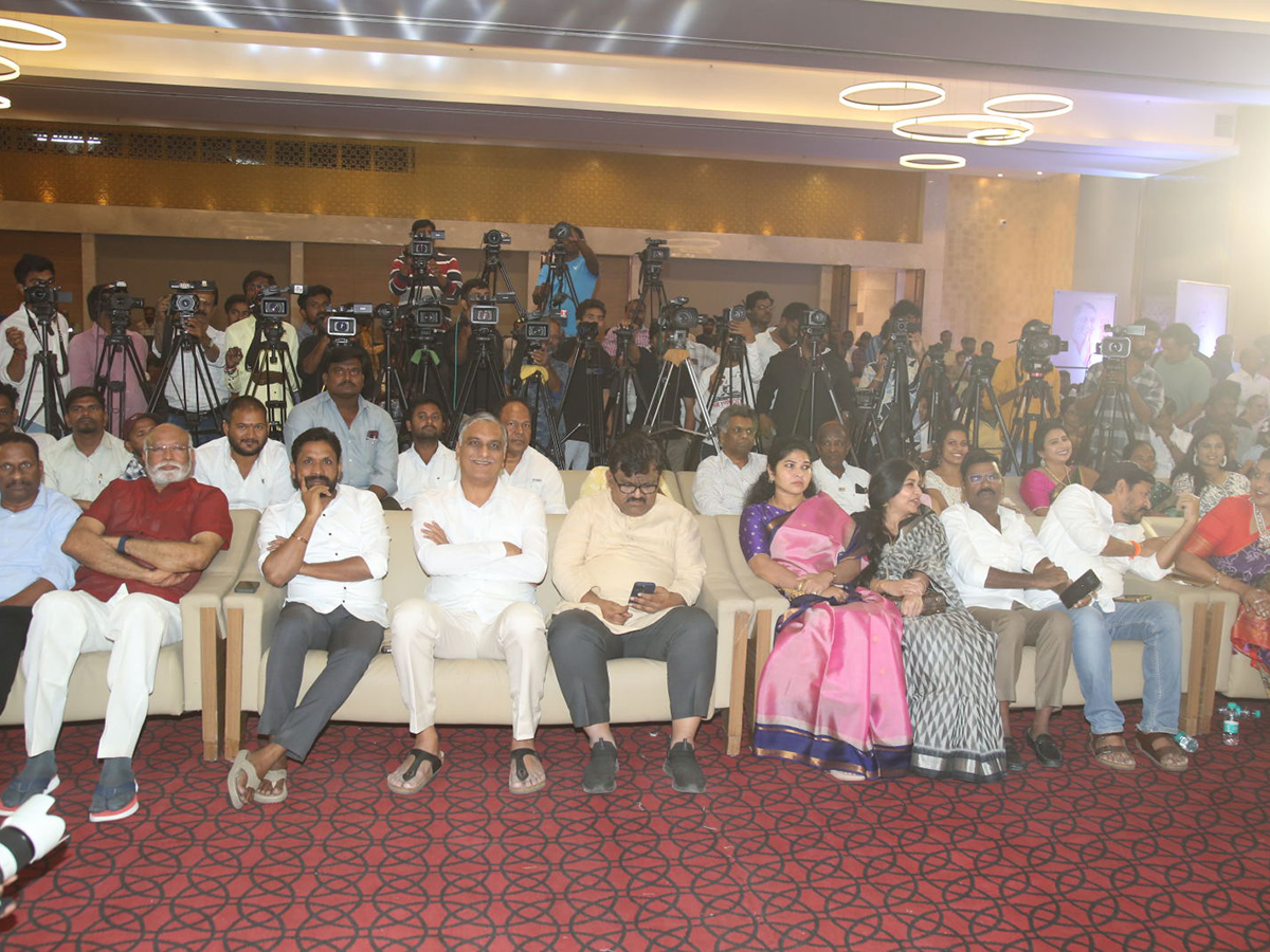 KCR_20Movie_20Pre_20Release_20Event_20Pics_15.jpg 15