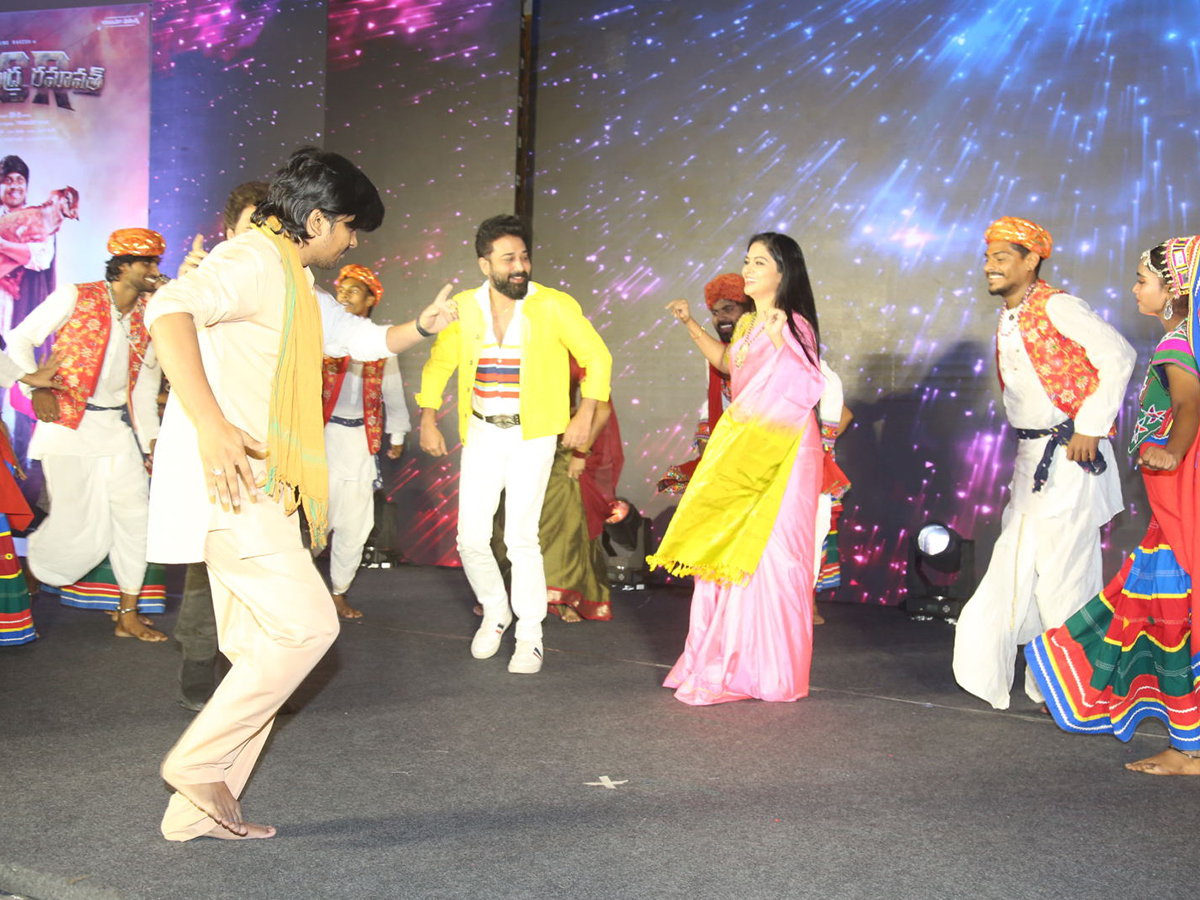 KCR_20Movie_20Pre_20Release_20Event_20Pics_7.jpg 7