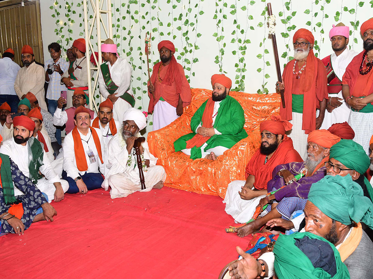 Ram_20Charan_20to_20Visit_20Kadapa_20Ameen_20Peer_20Dargah_20Photos_25.jpg 24