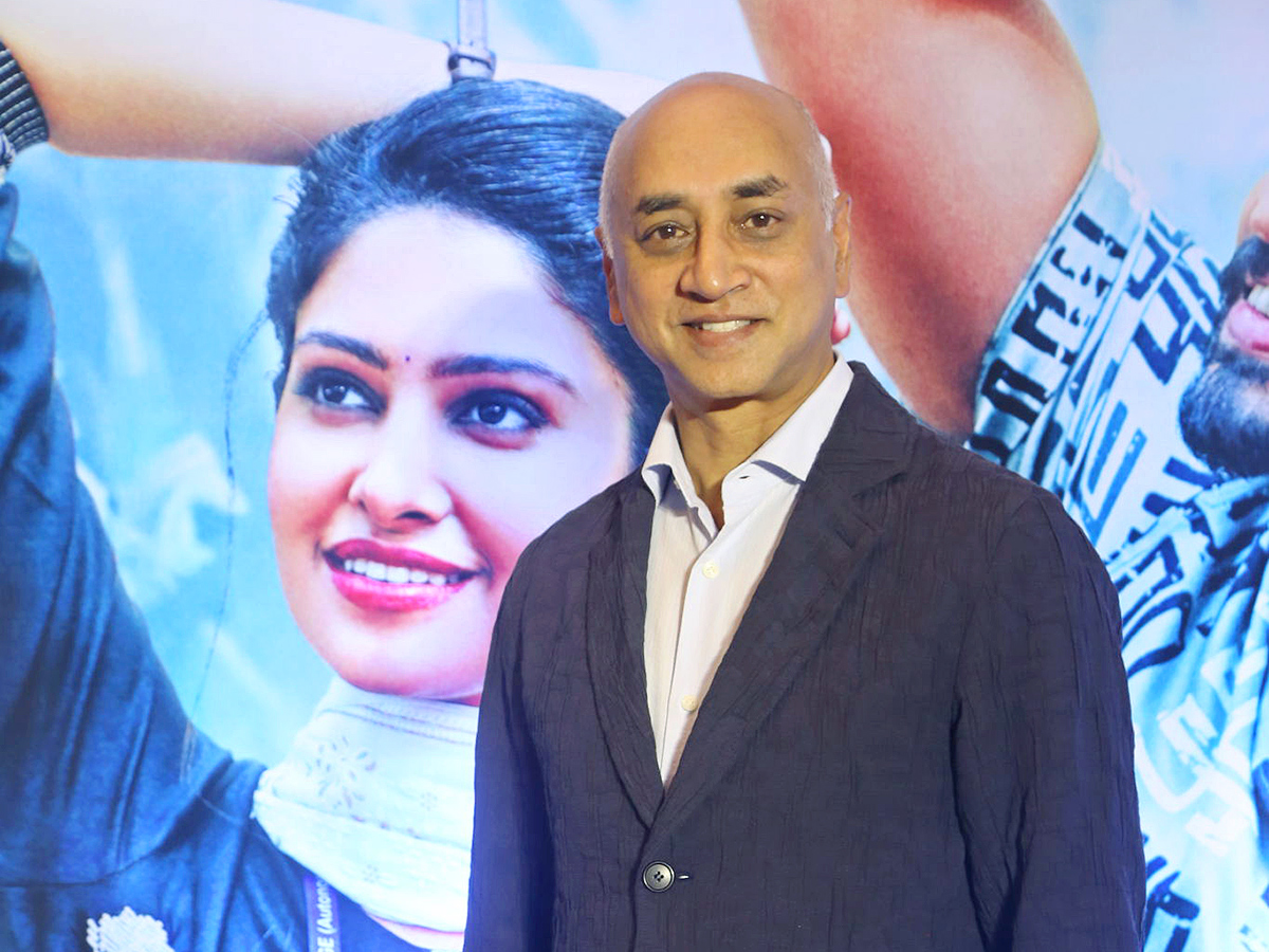 Ashok_20Galla_20Devaki_20Nandana_20Vasudeva_20Pre_20Release_20Event_20Photos_22.jpg 20