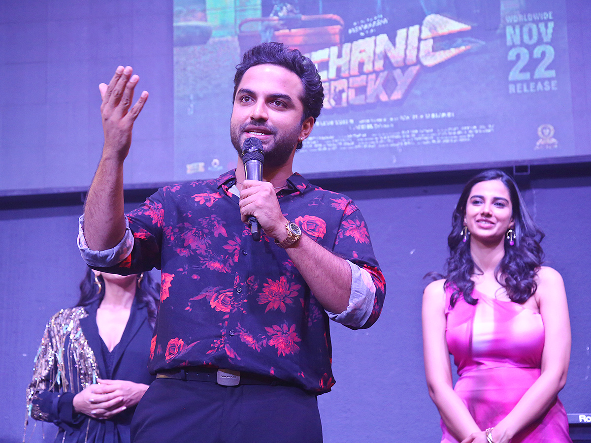 Mechanic_20Rocky_20Movie_20Press_20Meet_20_13.jpg 12