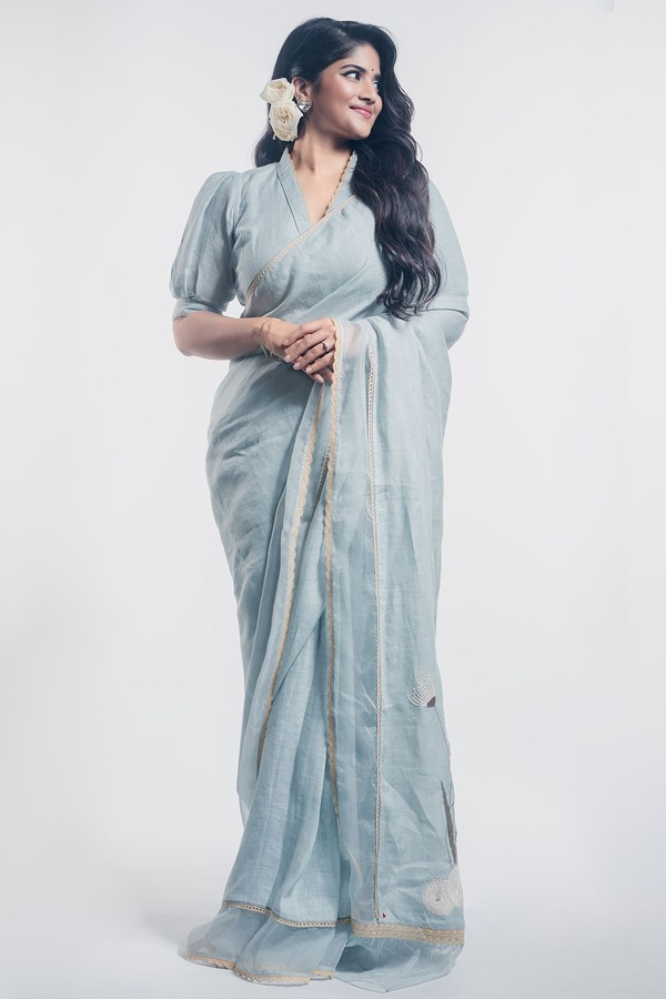 Megha-Akash-3.jpg 4