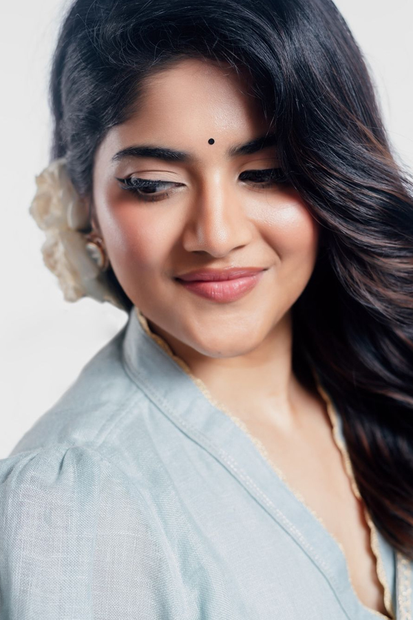 Megha-Akash-6.jpg 7