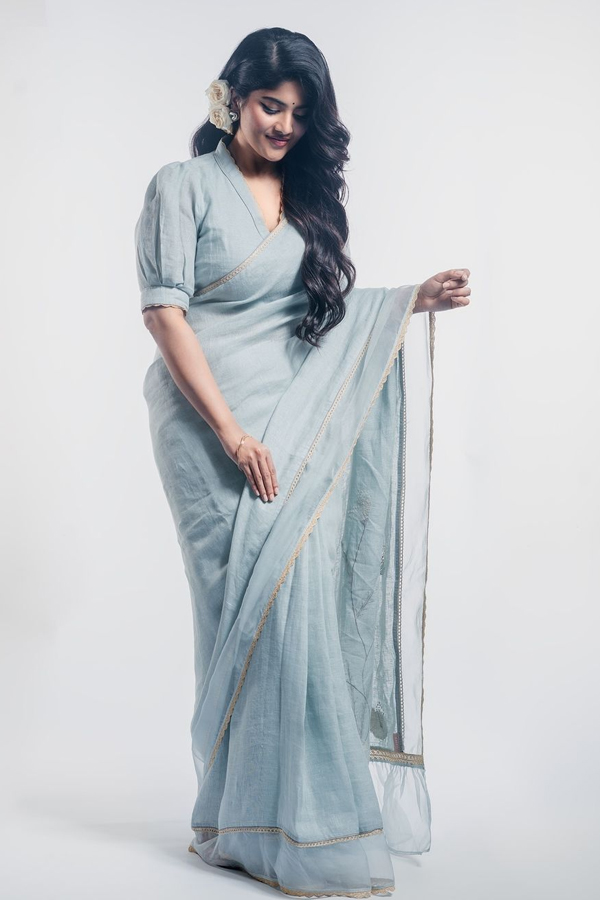 Megha-Akash-7.jpg 8