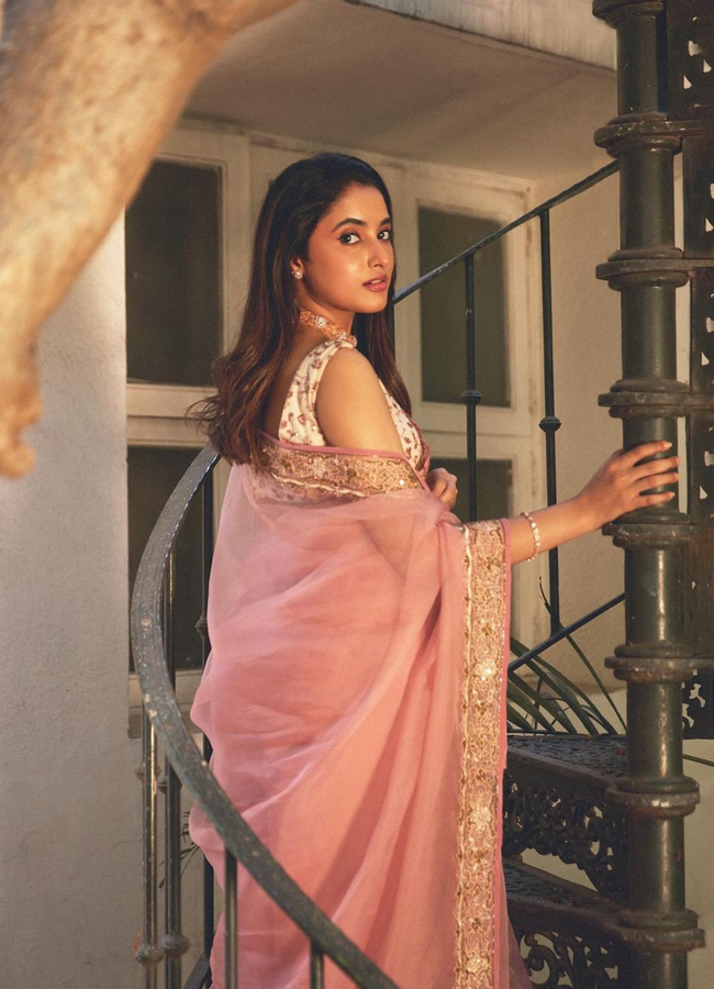 Priyanka-Arul-Mohan-24.jpg 24