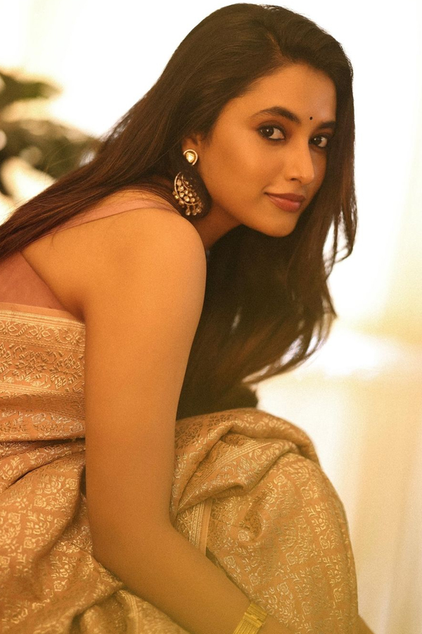 Priyanka-Arul-Mohan-25.jpg 25