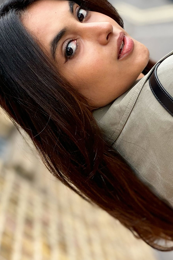 Priyanka-Arul-Mohan-27.jpg 27