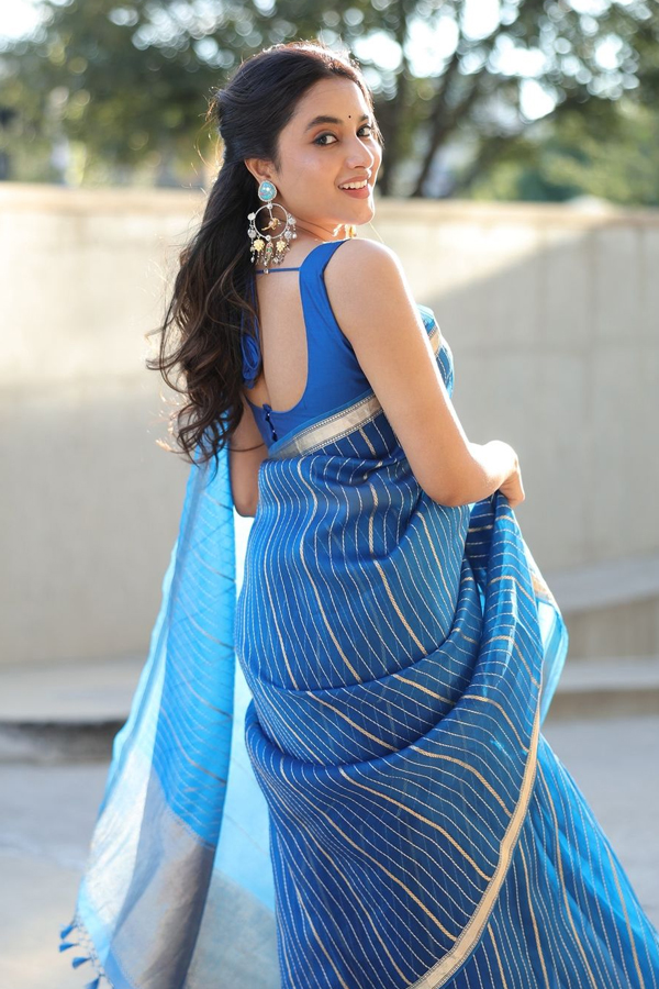 Priyanka-Arul-Mohan-3.jpg 4