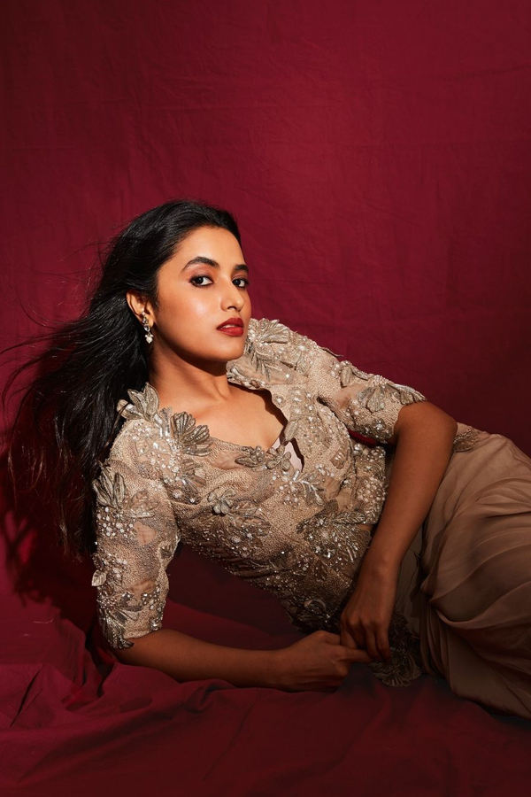 Priyanka-Arul-Mohan-9.jpg 10