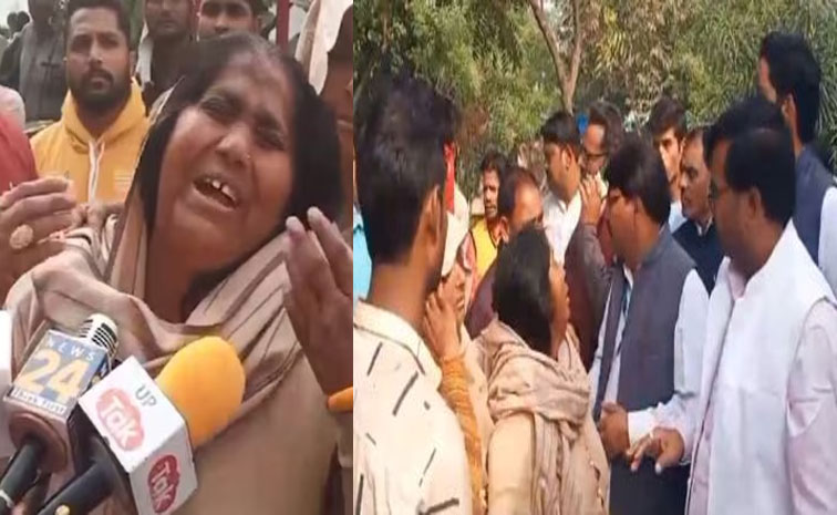 UP-Dalit.jpg