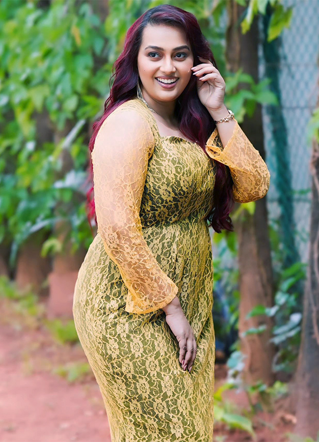 Actress_20Ester_20Noronha_20Hot_20Photos_7.jpg 7